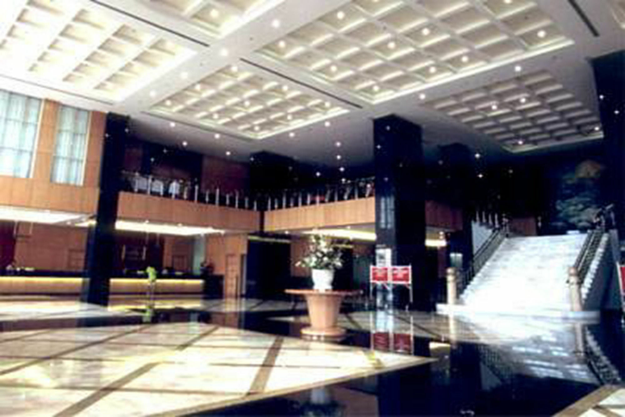 Diamond Plaza Hotel Surat Thani Exterior foto